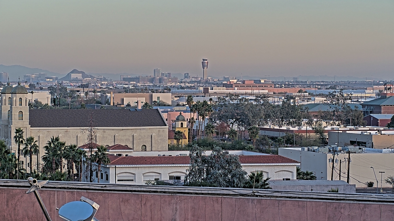 Thumbnail for current weather camera view from Arizona Science Center in Phoenix, Arizona