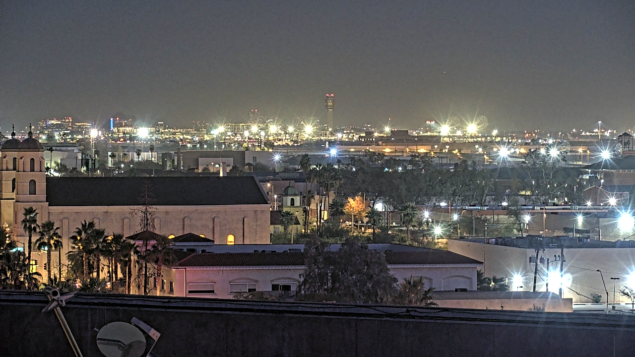 Thumbnail for current weather camera view from Arizona Science Center in Phoenix, Arizona