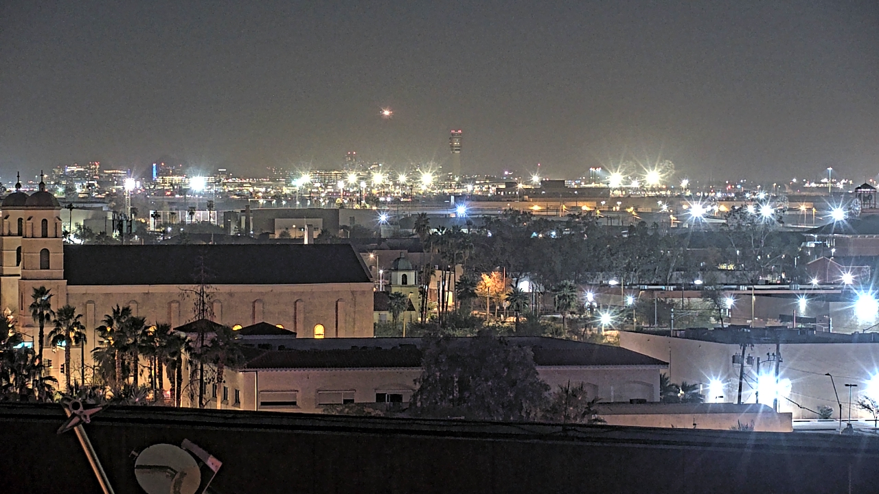 Thumbnail for current weather camera view from Arizona Science Center in Phoenix, Arizona