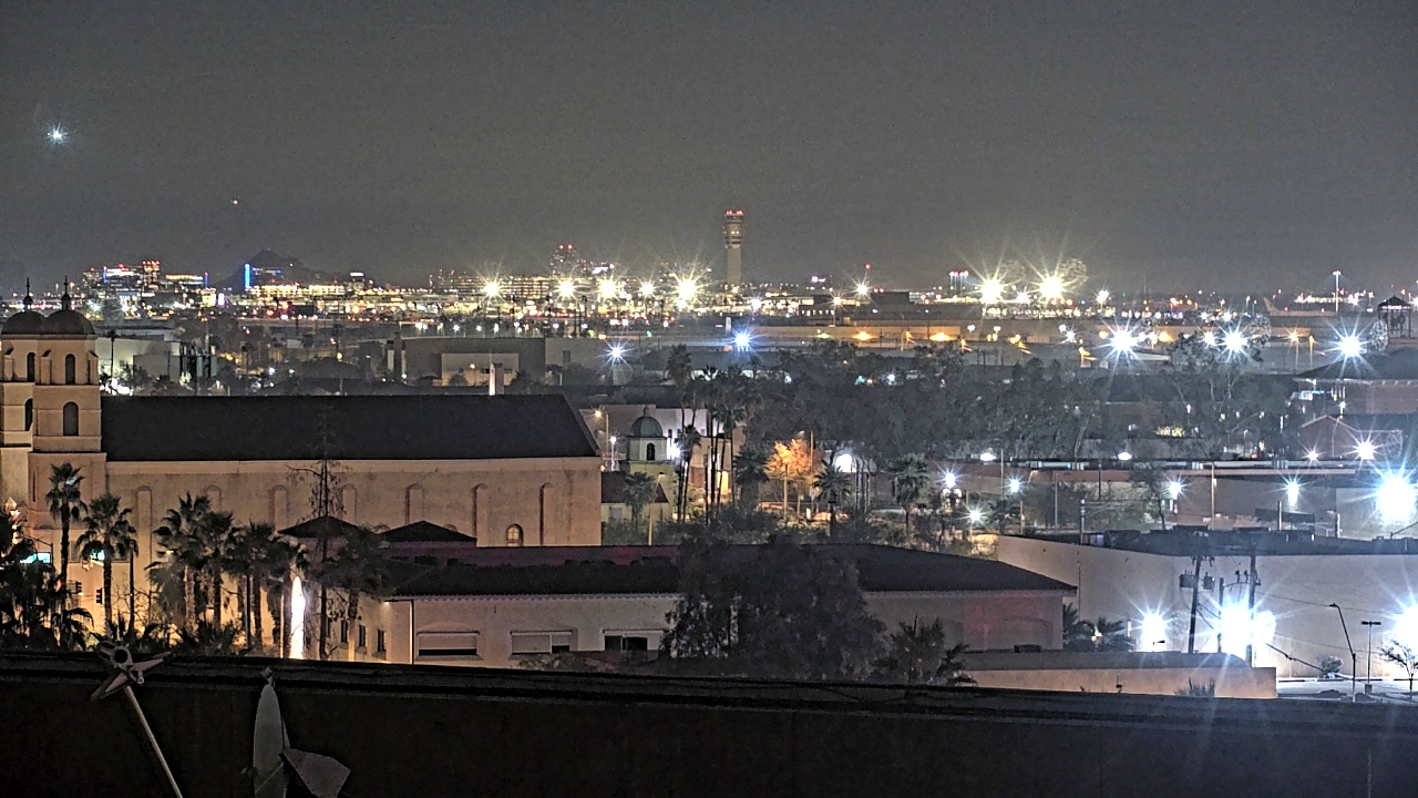 Thumbnail for current weather camera view from Arizona Science Center in Phoenix, Arizona