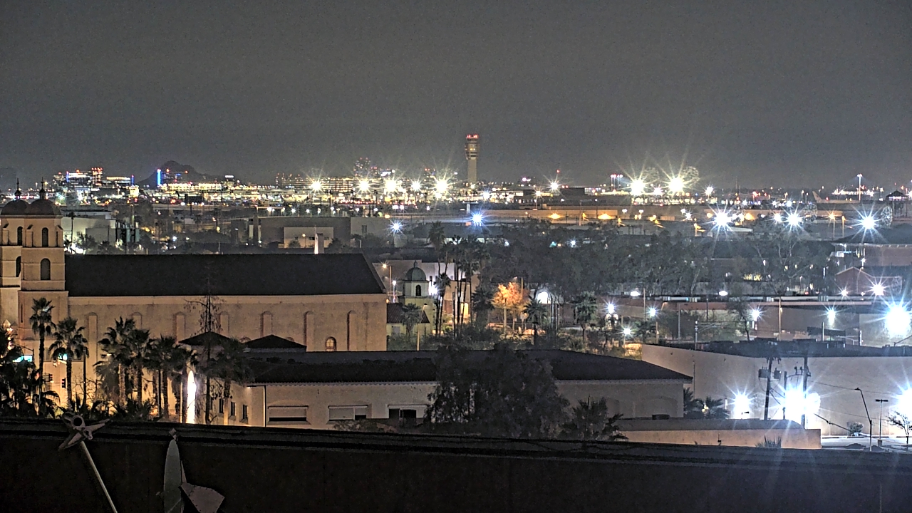 Thumbnail for current weather camera view from Arizona Science Center in Phoenix, Arizona