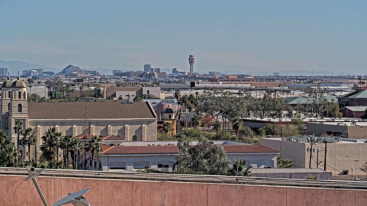 Thumbnail for current weather camera view from Arizona Science Center in Phoenix, Arizona