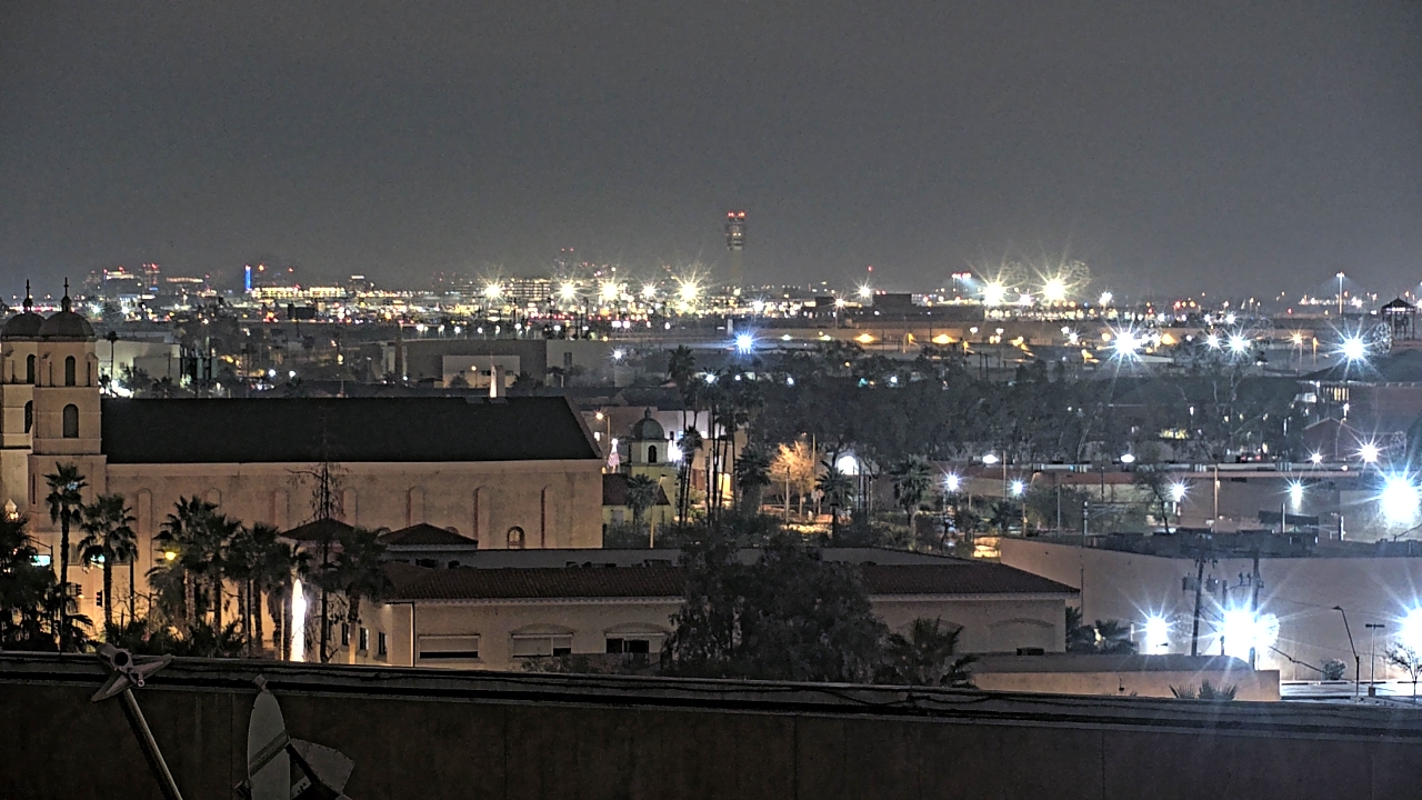 Thumbnail for current weather camera view from Arizona Science Center in Phoenix, Arizona