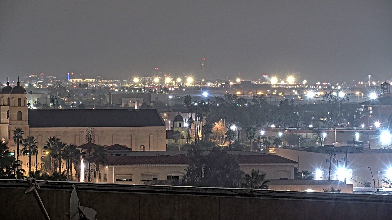 Thumbnail for current weather camera view from Arizona Science Center in Phoenix, Arizona