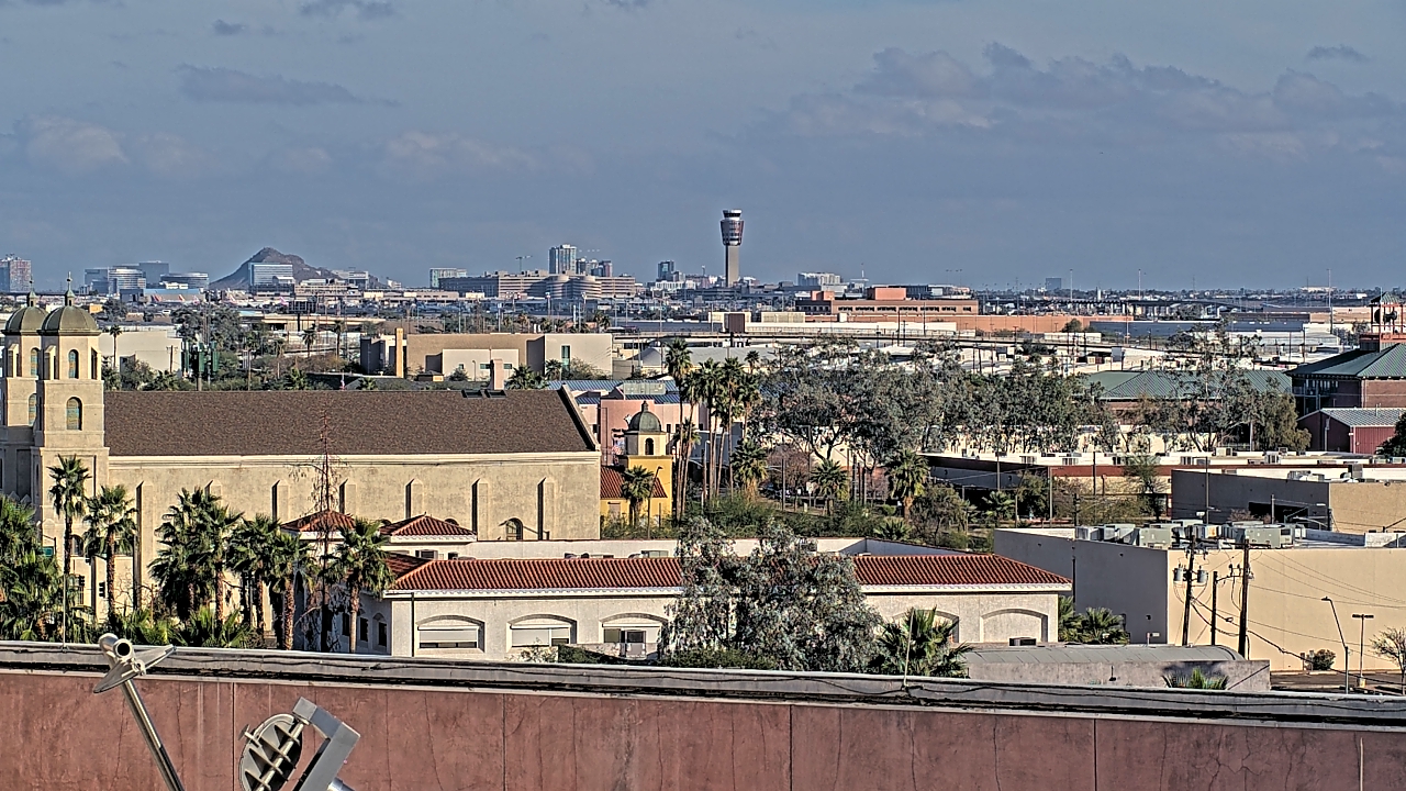 Thumbnail for current weather camera view from Arizona Science Center in Phoenix, Arizona