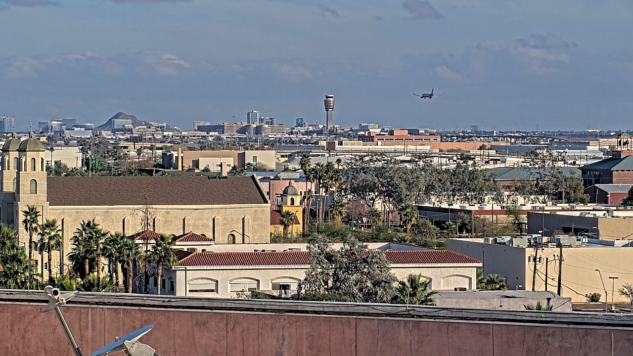 Thumbnail for current weather camera view from Arizona Science Center in Phoenix, Arizona