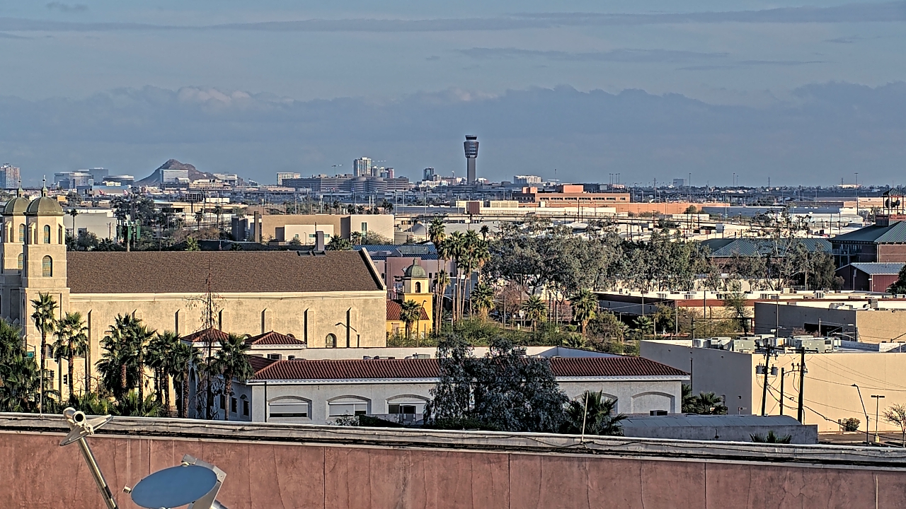 Thumbnail for current weather camera view from Arizona Science Center in Phoenix, Arizona