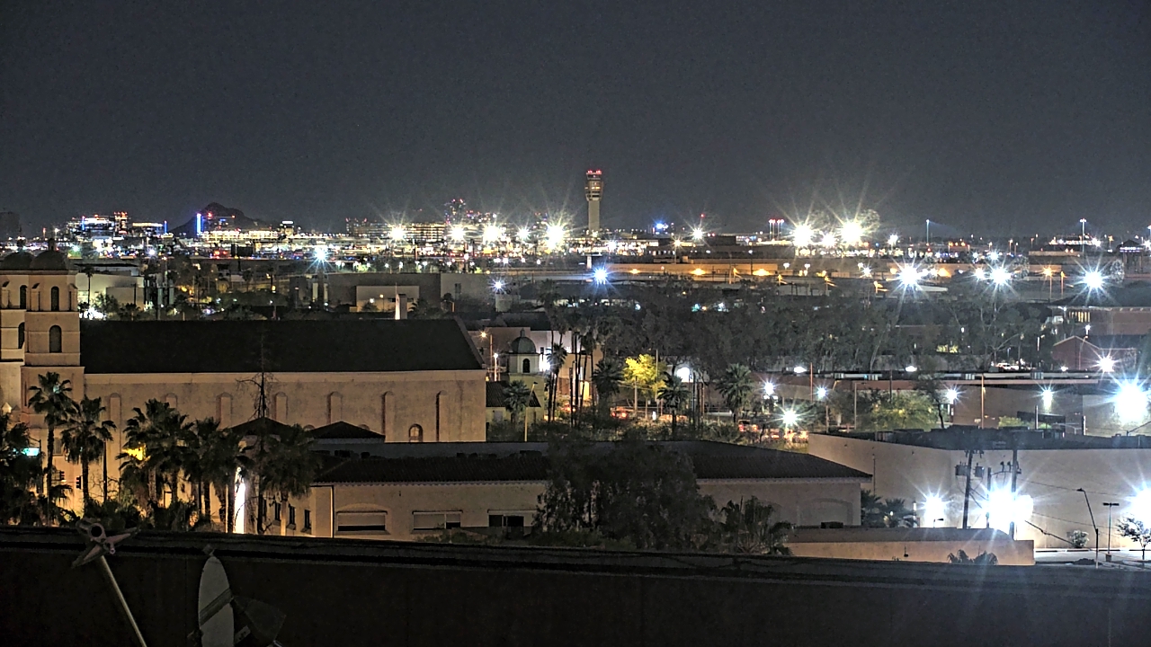 Thumbnail for current weather camera view from Arizona Science Center in Phoenix, Arizona
