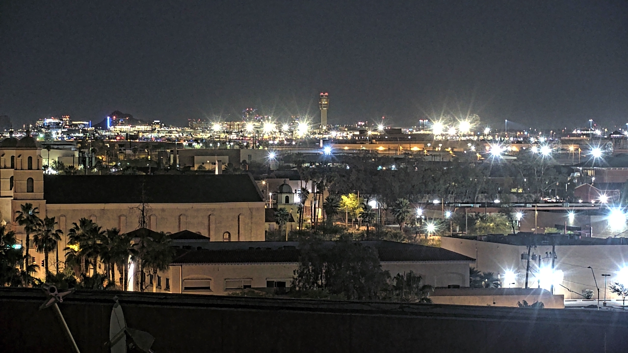 Thumbnail for current weather camera view from Arizona Science Center in Phoenix, Arizona