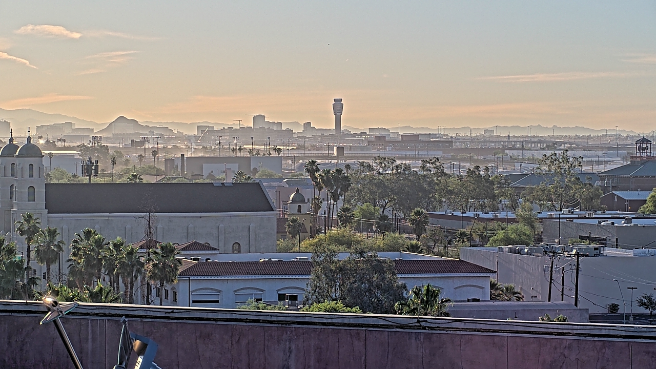 Thumbnail for current weather camera view from Arizona Science Center in Phoenix, Arizona