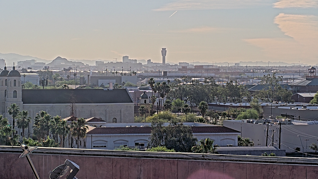 Thumbnail for current weather camera view from Arizona Science Center in Phoenix, Arizona