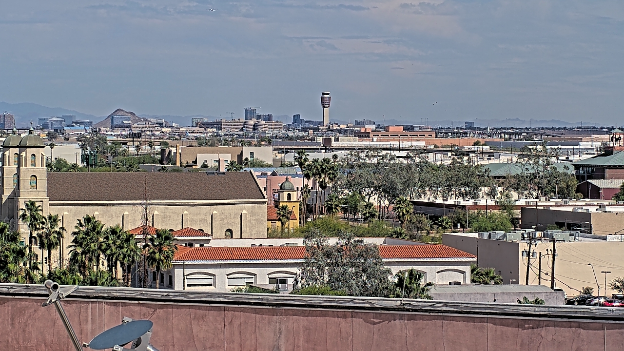 Thumbnail for current weather camera view from Arizona Science Center in Phoenix, Arizona