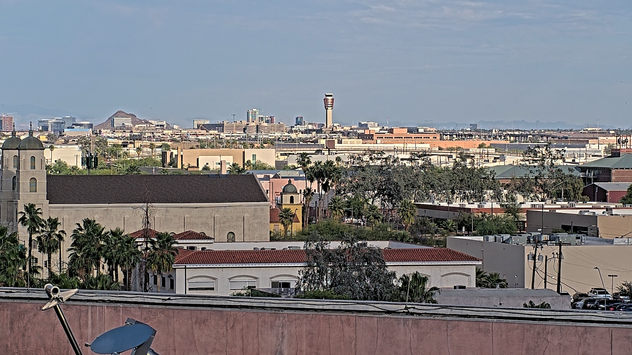 Thumbnail for current weather camera view from Arizona Science Center in Phoenix, Arizona