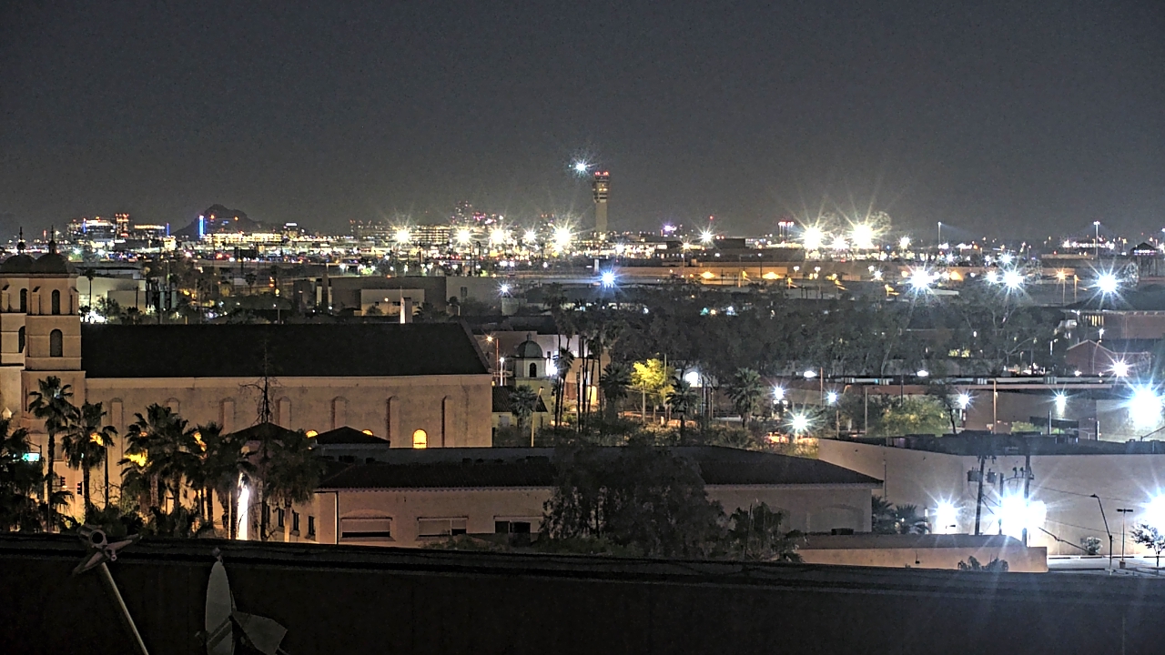 Thumbnail for current weather camera view from Arizona Science Center in Phoenix, Arizona