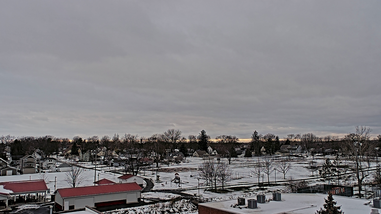 Thumbnail for current weather camera view from Beecher ES in Beecher, Illinois