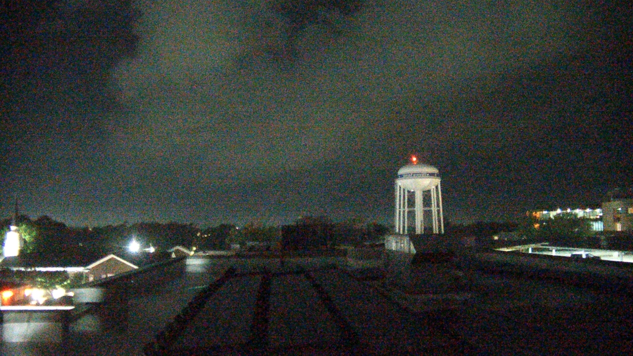 Thumbnail for current weather camera view from Walton�s 5 & 10 in Bentonville, Arkansas