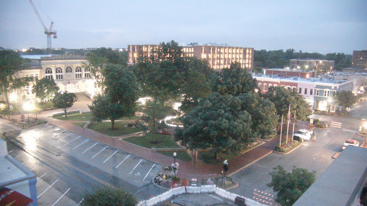 Thumbnail for current weather camera view from Walton�s 5 & 10 in Bentonville, Arkansas
