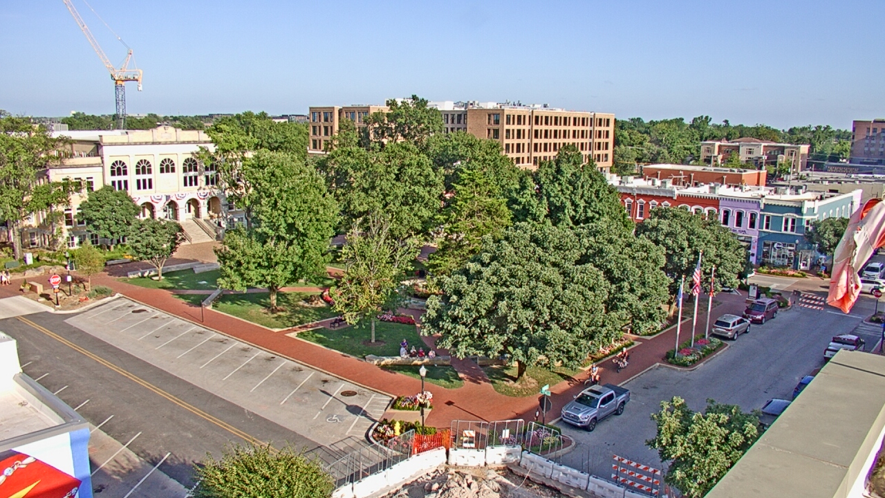 Thumbnail for current weather camera view from Walton�s 5 & 10 in Bentonville, Arkansas
