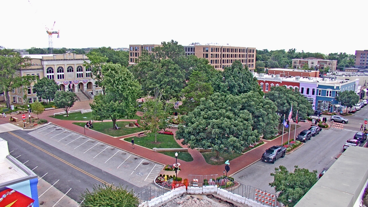 Thumbnail for current weather camera view from Walton�s 5 & 10 in Bentonville, Arkansas