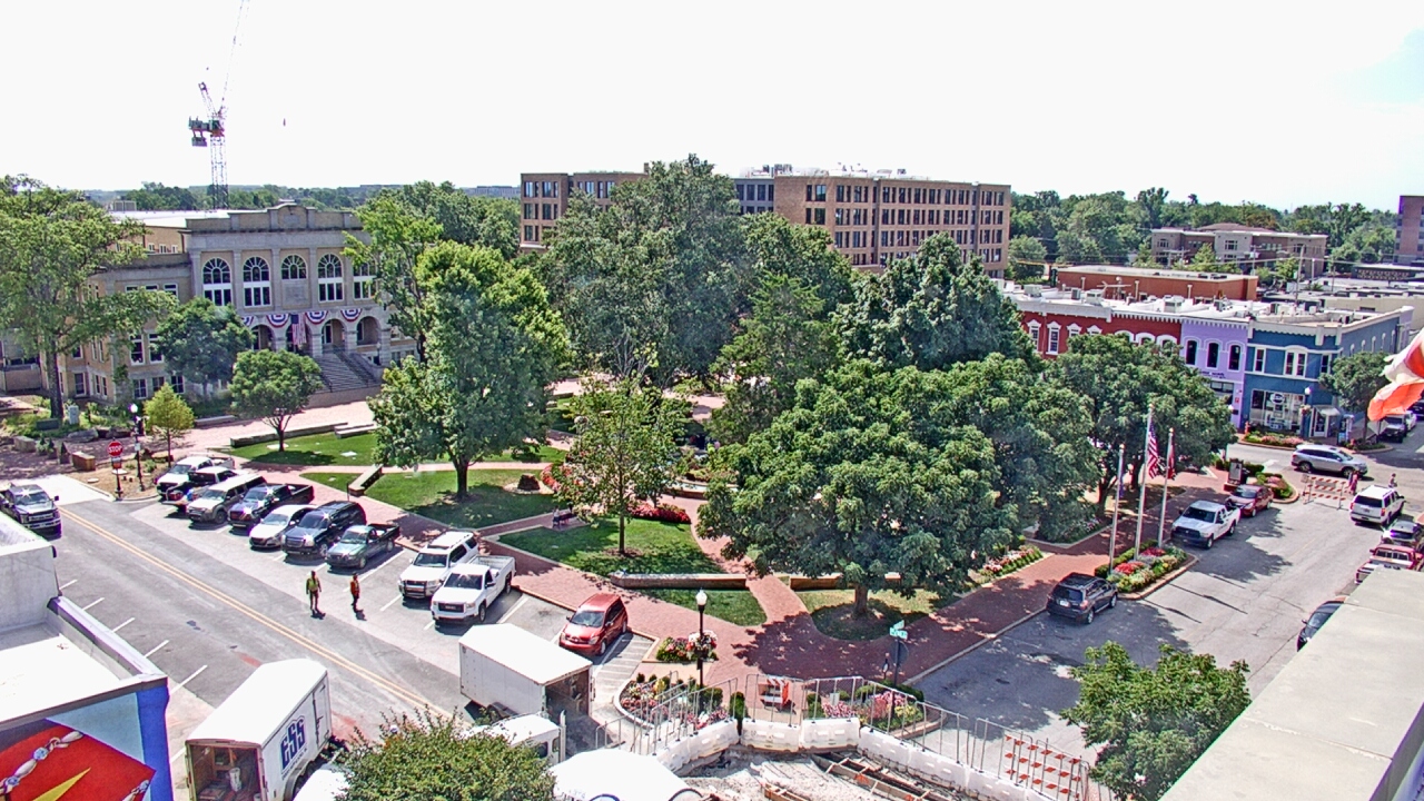 Thumbnail for current weather camera view from Walton�s 5 & 10 in Bentonville, Arkansas