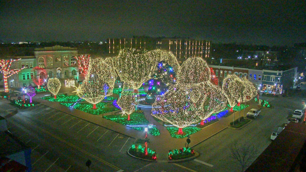 Thumbnail for current weather camera view from Walton�s 5 & 10 in Bentonville, Arkansas