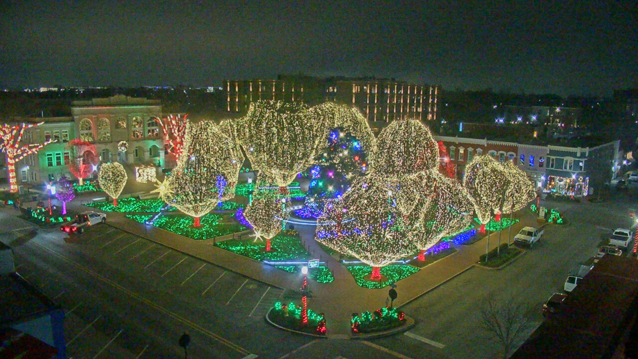 Thumbnail for current weather camera view from Walton�s 5 & 10 in Bentonville, Arkansas