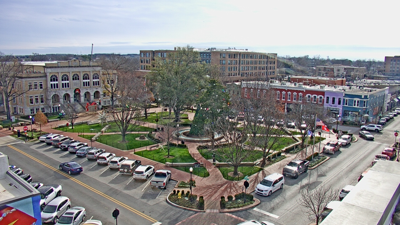 Thumbnail for current weather camera view from Walton�s 5 & 10 in Bentonville, Arkansas