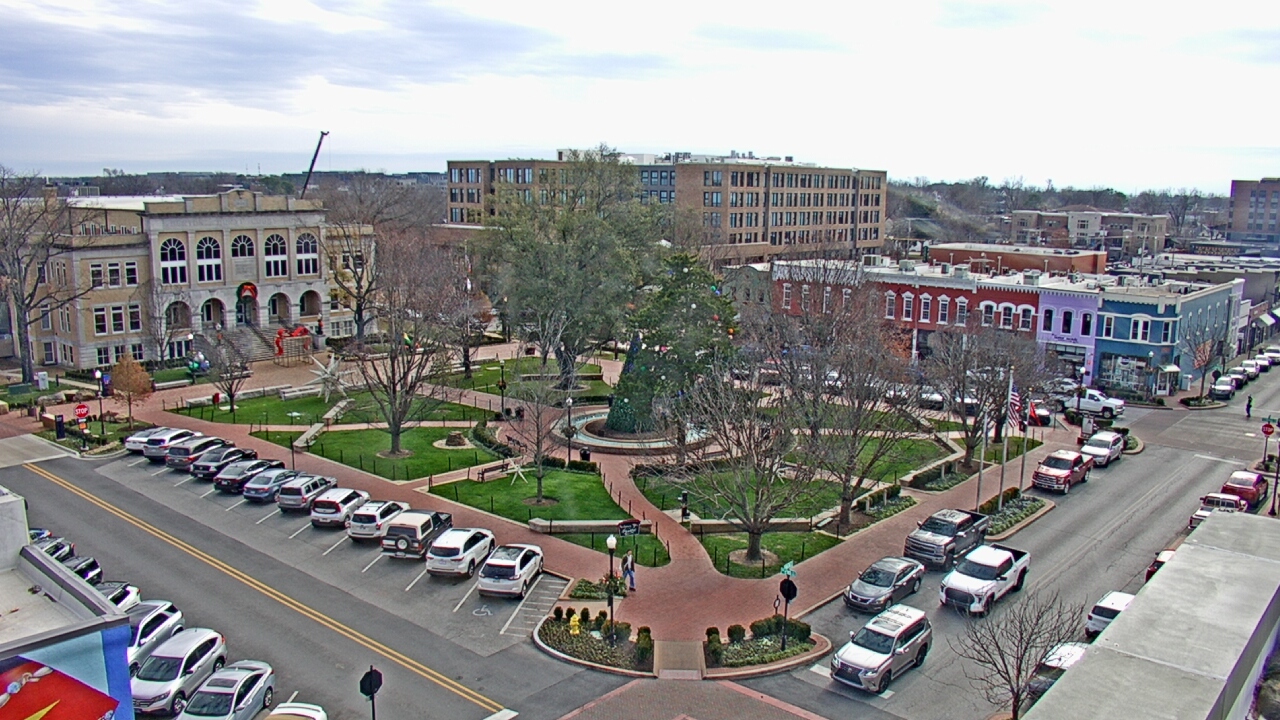 Thumbnail for current weather camera view from Walton�s 5 & 10 in Bentonville, Arkansas