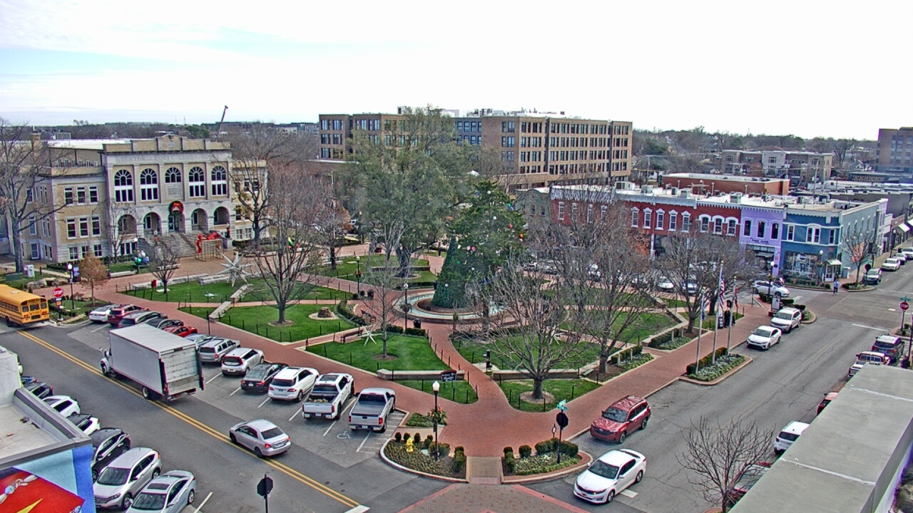 Thumbnail for current weather camera view from Walton�s 5 & 10 in Bentonville, Arkansas