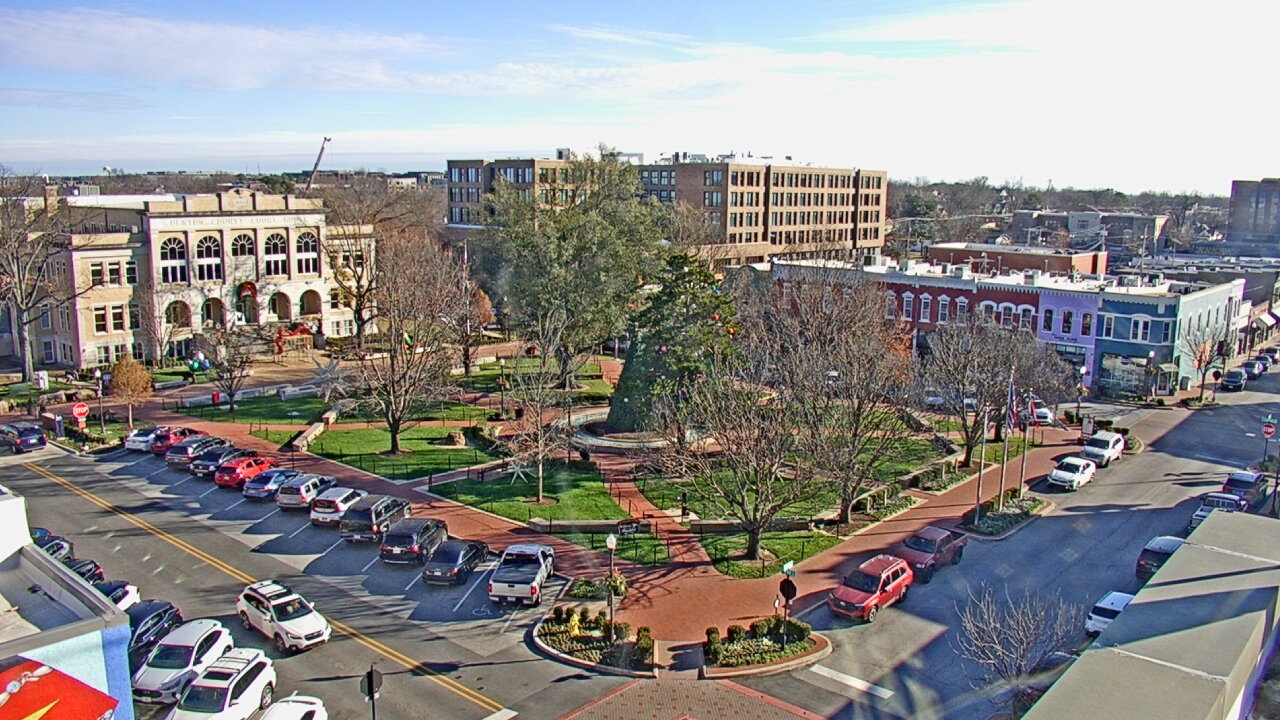 Thumbnail for current weather camera view from Walton�s 5 & 10 in Bentonville, Arkansas