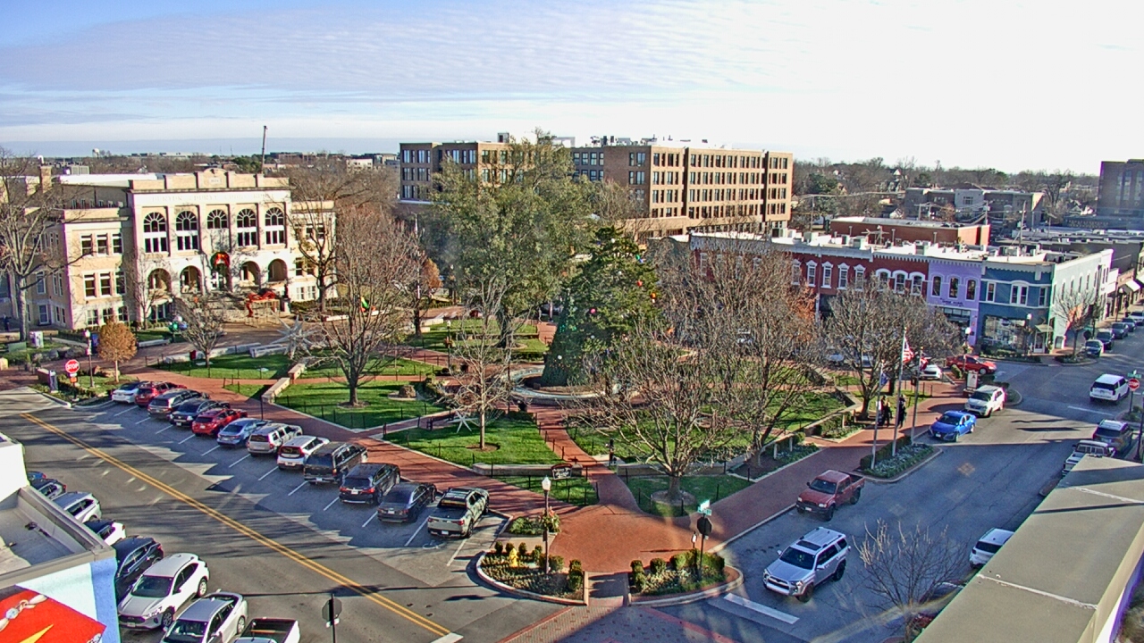 Thumbnail for current weather camera view from Walton�s 5 & 10 in Bentonville, Arkansas