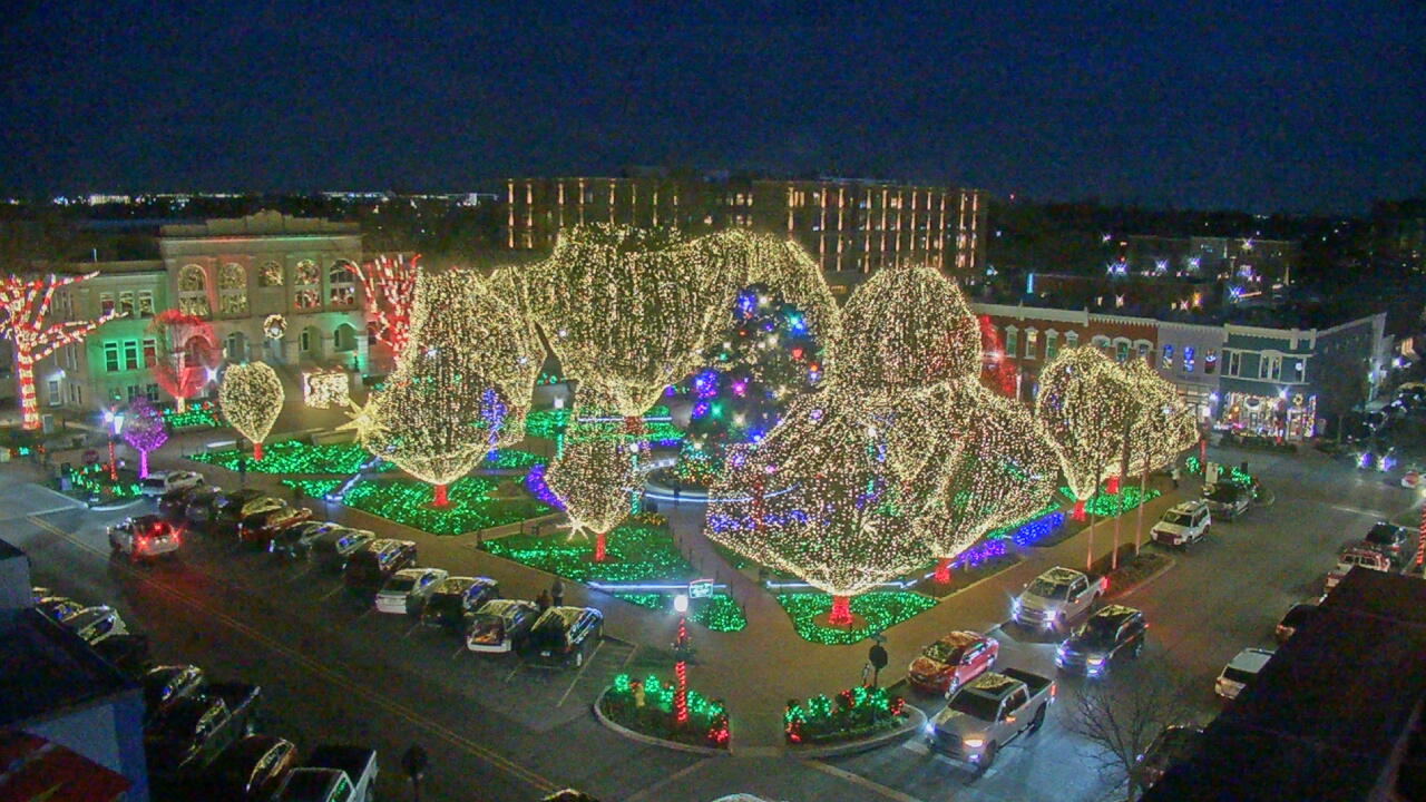 Thumbnail for current weather camera view from Walton�s 5 & 10 in Bentonville, Arkansas
