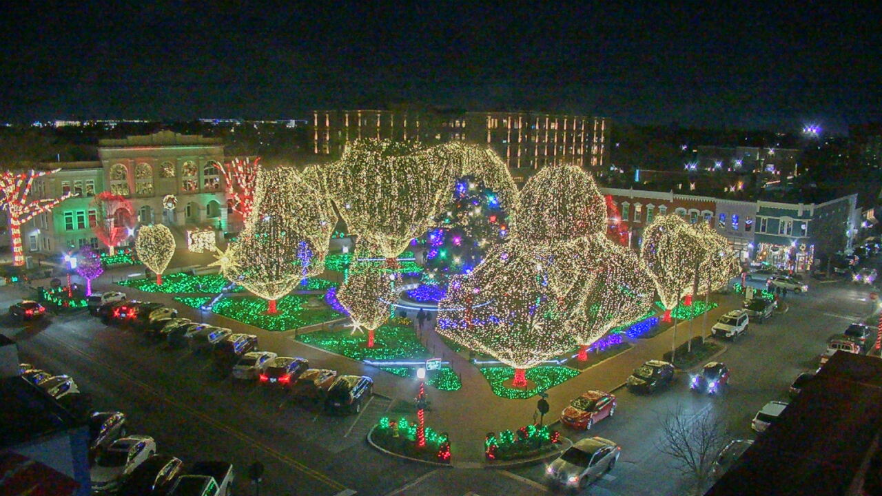 Thumbnail for current weather camera view from Walton�s 5 & 10 in Bentonville, Arkansas