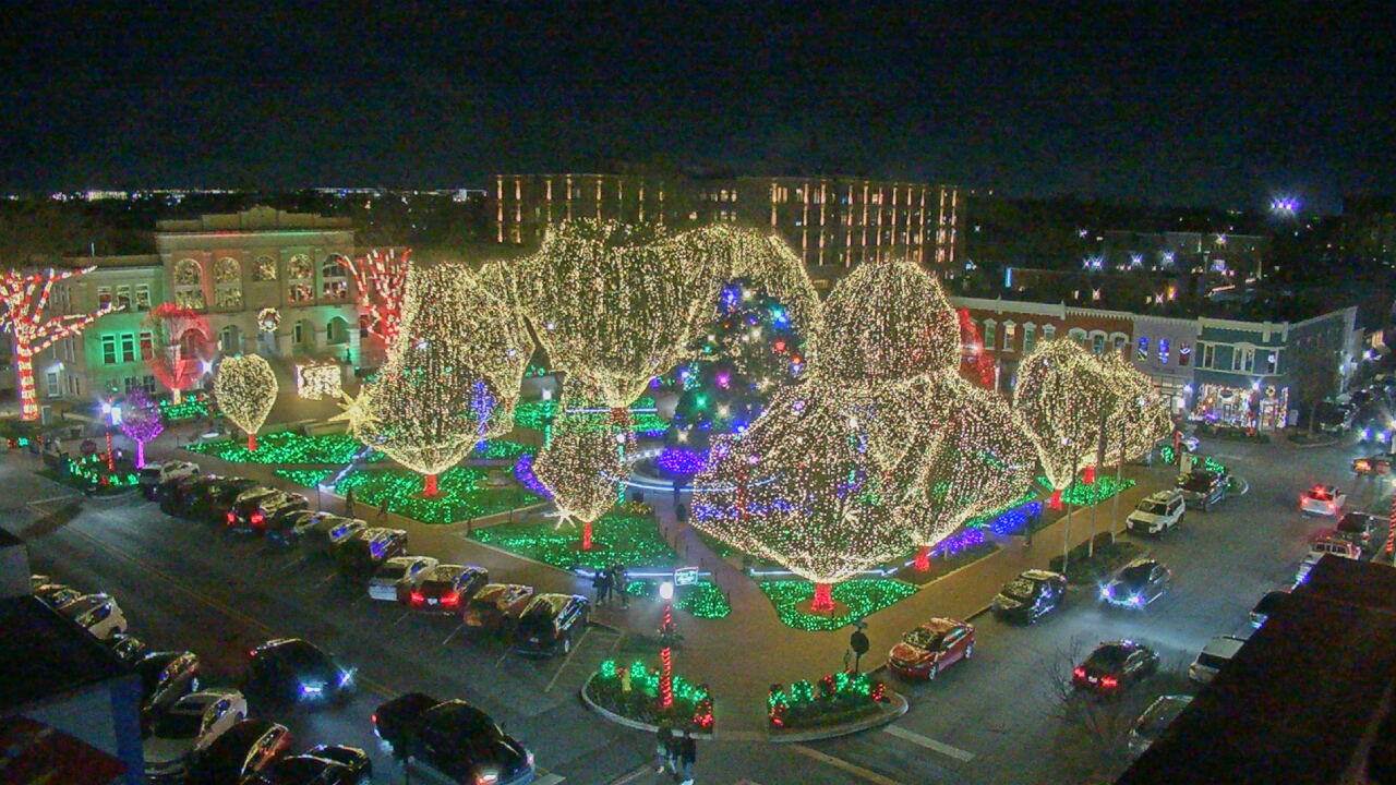 Thumbnail for current weather camera view from Walton�s 5 & 10 in Bentonville, Arkansas