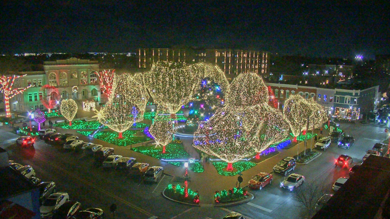 Thumbnail for current weather camera view from Walton�s 5 & 10 in Bentonville, Arkansas