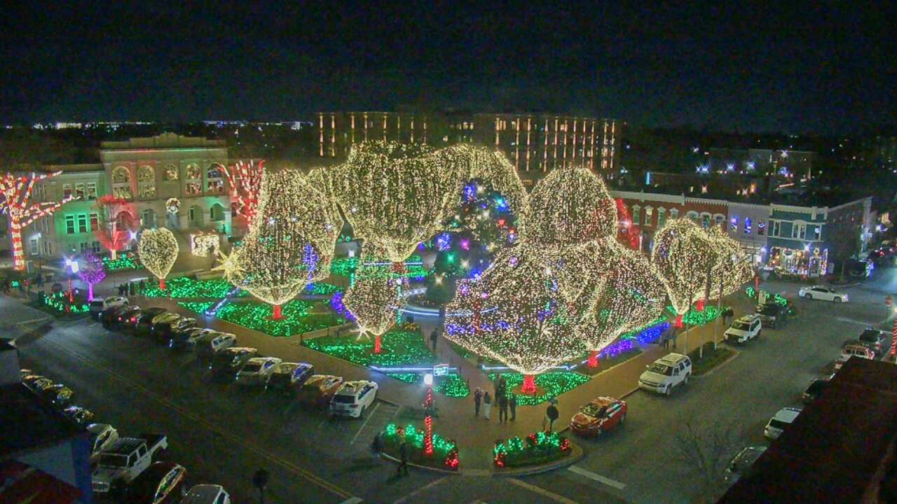 Thumbnail for current weather camera view from Walton�s 5 & 10 in Bentonville, Arkansas