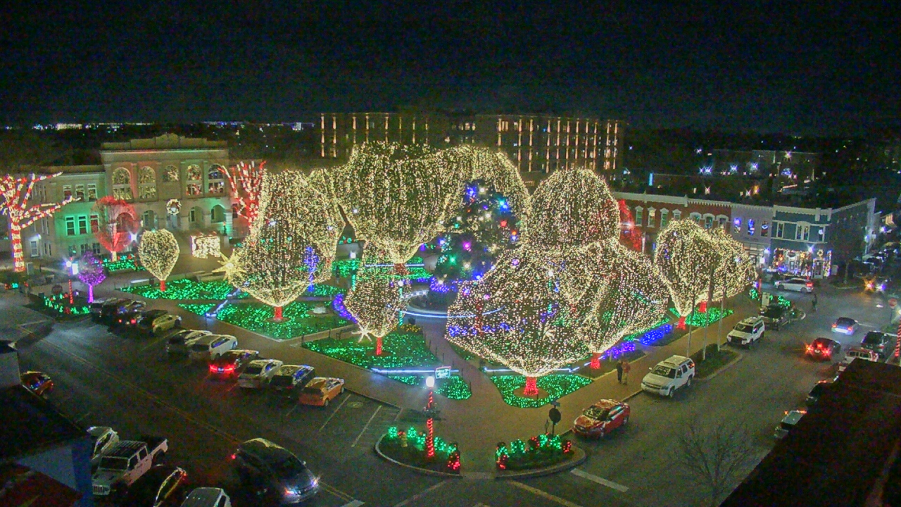 Thumbnail for current weather camera view from Walton�s 5 & 10 in Bentonville, Arkansas