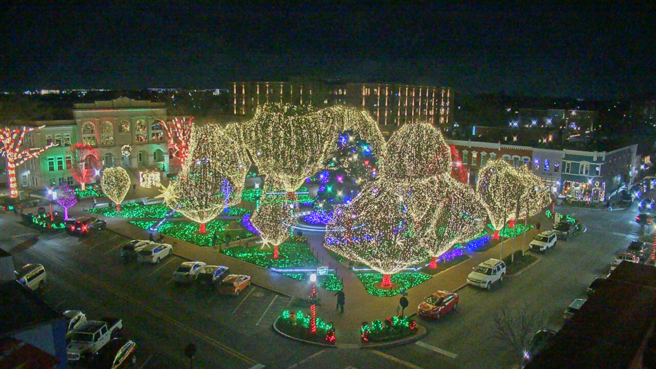 Thumbnail for current weather camera view from Walton�s 5 & 10 in Bentonville, Arkansas