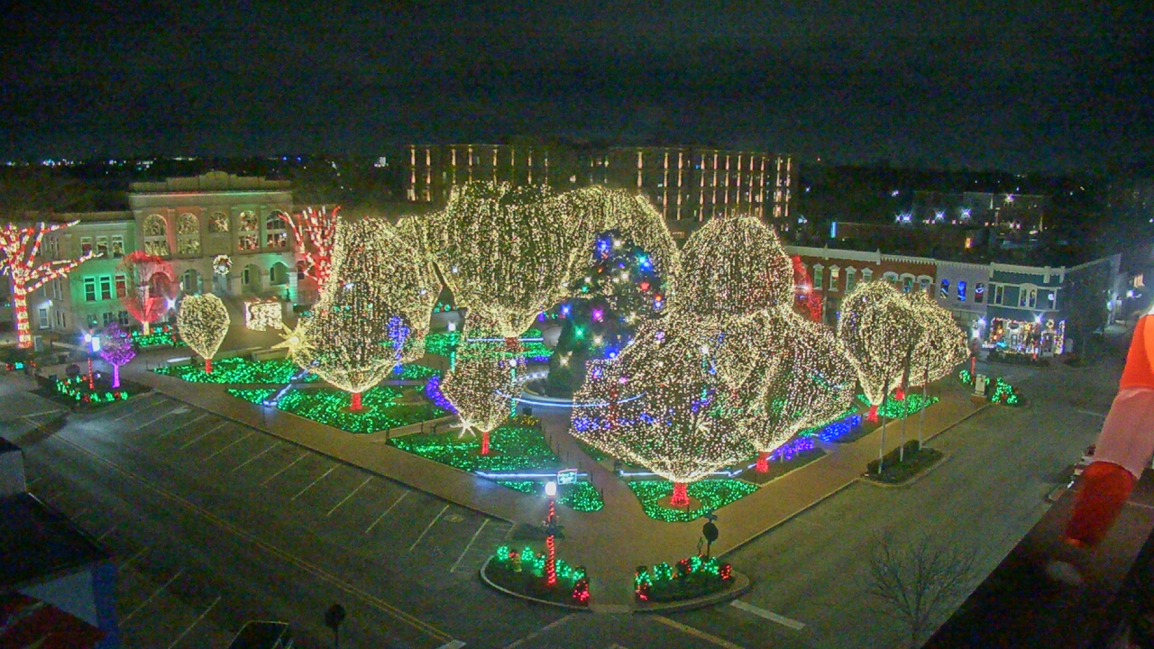 Thumbnail for current weather camera view from Walton�s 5 & 10 in Bentonville, Arkansas