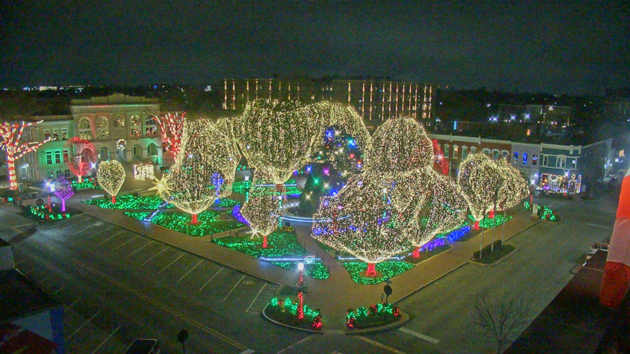 Thumbnail for current weather camera view from Walton�s 5 & 10 in Bentonville, Arkansas