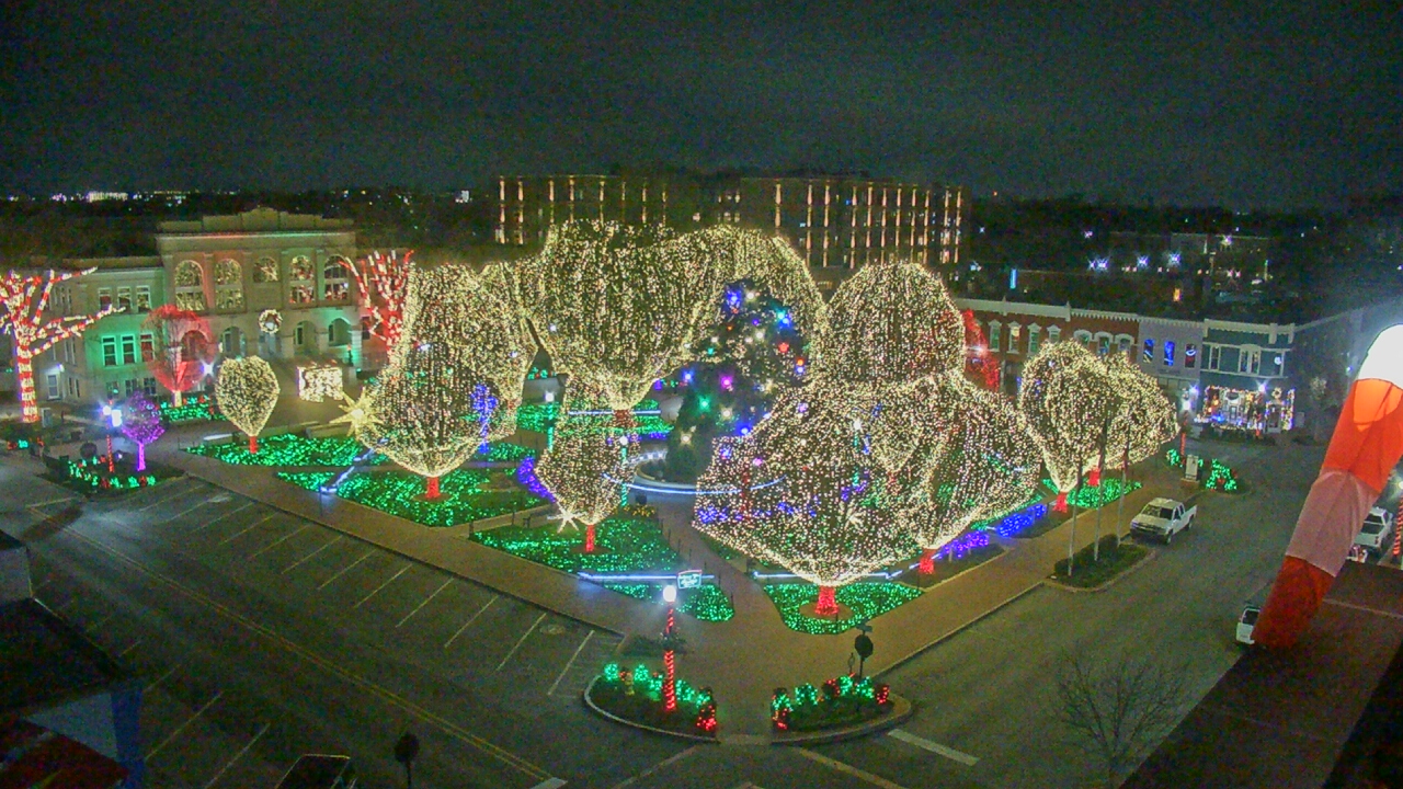 Thumbnail for current weather camera view from Walton�s 5 & 10 in Bentonville, Arkansas