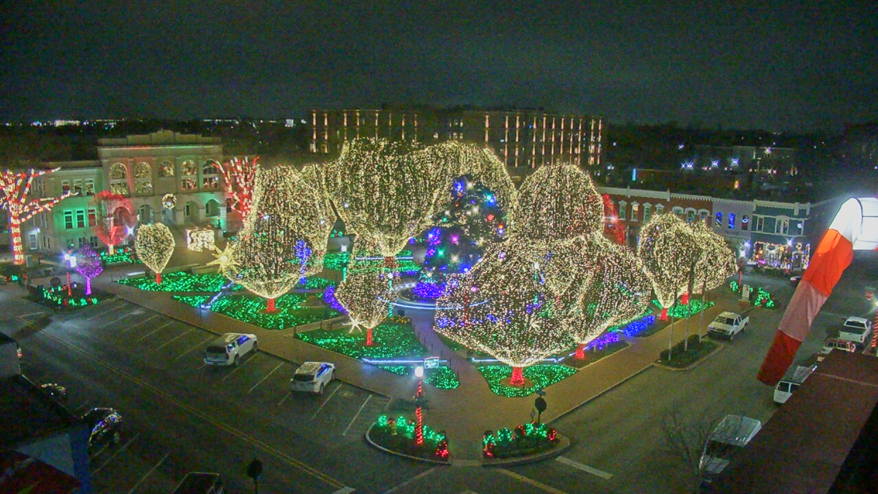 Thumbnail for current weather camera view from Walton�s 5 & 10 in Bentonville, Arkansas