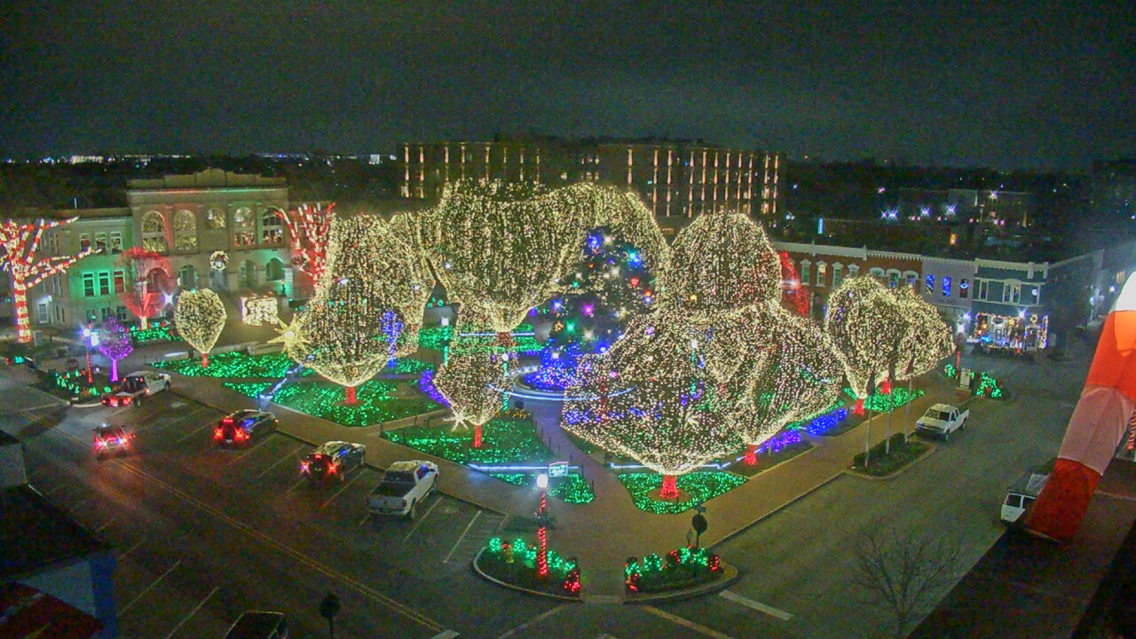 Thumbnail for current weather camera view from Walton�s 5 & 10 in Bentonville, Arkansas