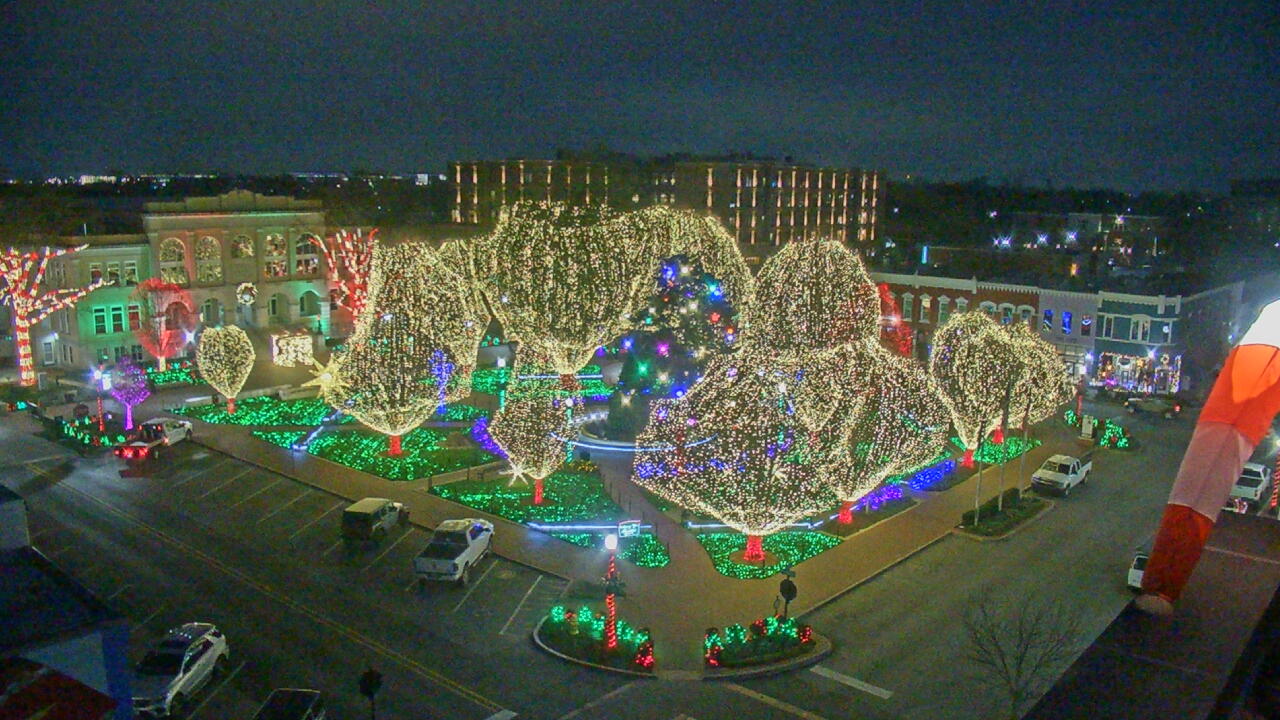 Thumbnail for current weather camera view from Walton�s 5 & 10 in Bentonville, Arkansas