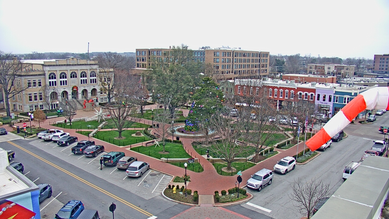 Thumbnail for current weather camera view from Walton�s 5 & 10 in Bentonville, Arkansas