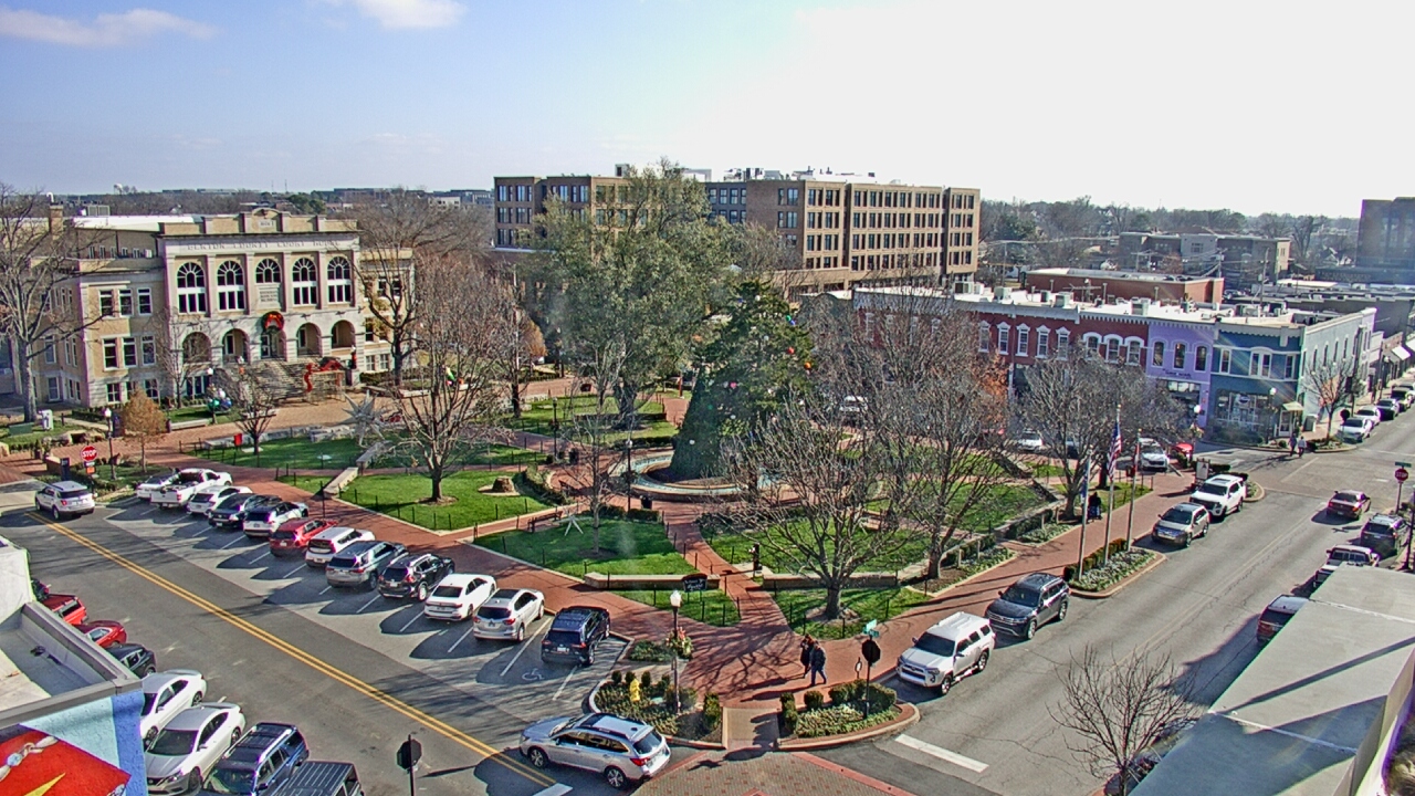 Thumbnail for current weather camera view from Walton�s 5 & 10 in Bentonville, Arkansas