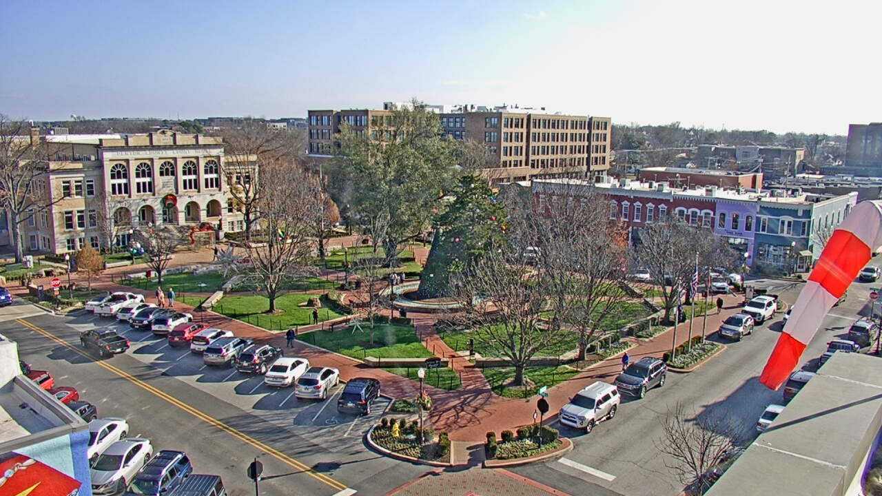 Thumbnail for current weather camera view from Walton�s 5 & 10 in Bentonville, Arkansas