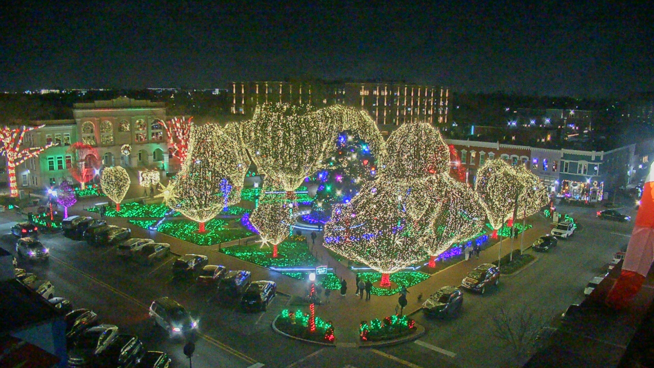 Thumbnail for current weather camera view from Walton�s 5 & 10 in Bentonville, Arkansas