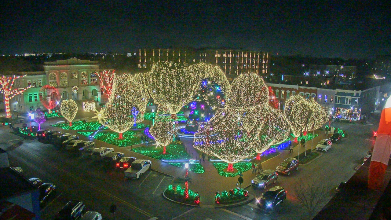 Thumbnail for current weather camera view from Walton�s 5 & 10 in Bentonville, Arkansas