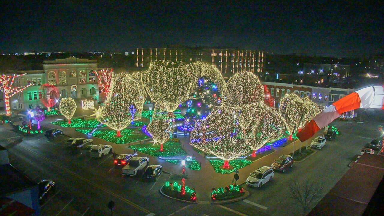 Thumbnail for current weather camera view from Walton�s 5 & 10 in Bentonville, Arkansas